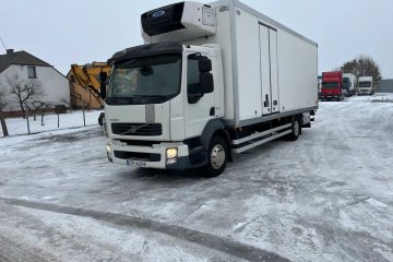 Volvo FL 240 CHŁODNIA *Solówka chłodnia z windą *7.7 m długa *2013 ROK