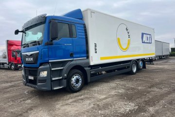 TGX 360 IZOTERMA 22 EURPLAETY 6X2* Man TGX solówka izoterma