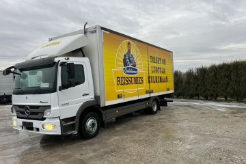 Atego 1324 * Solówka z windą, otwierany bok plus agregat grzewczy *
